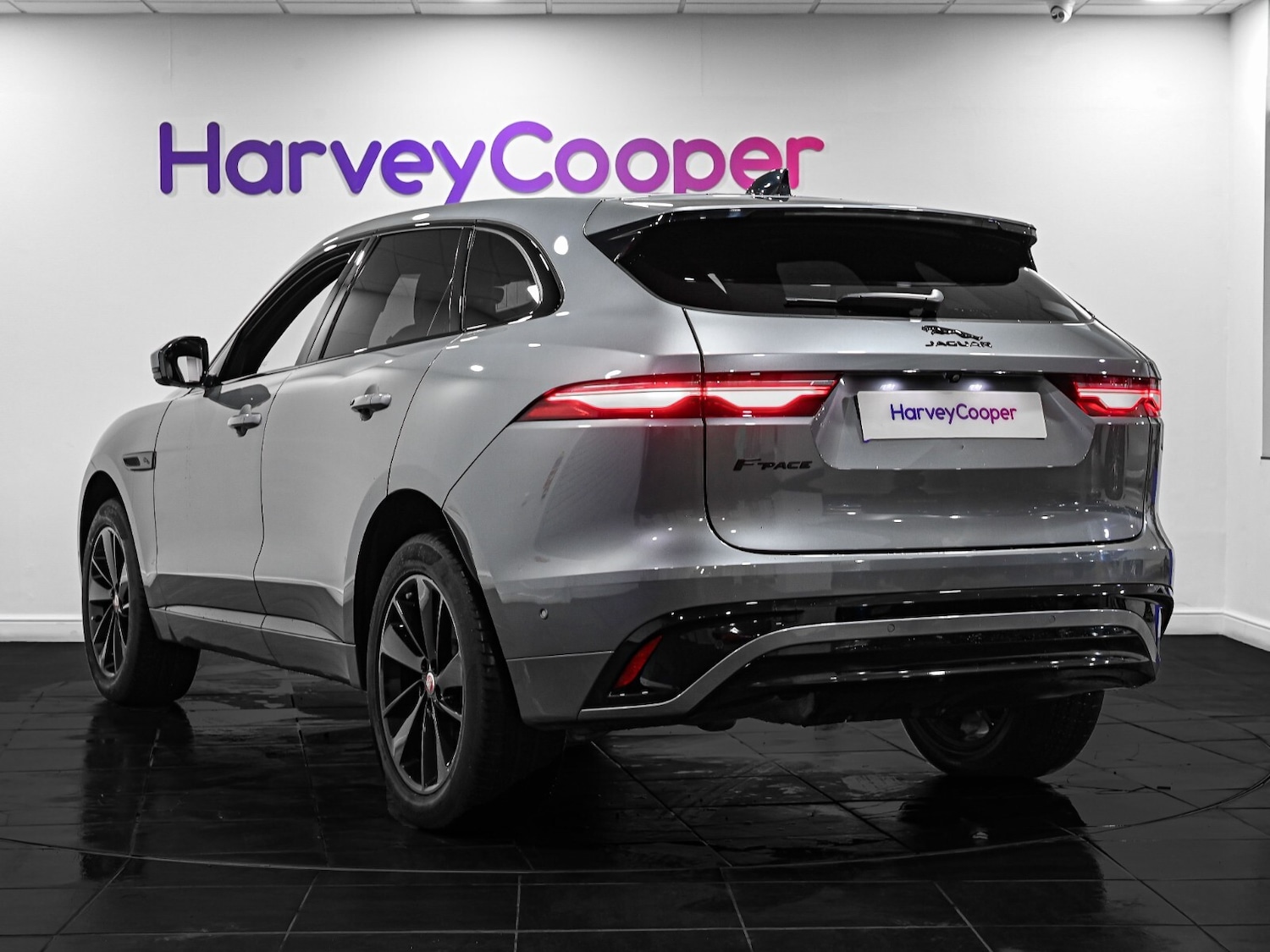 Used Jaguar F-Pace 2021 for sale - 77116104: Photo 6