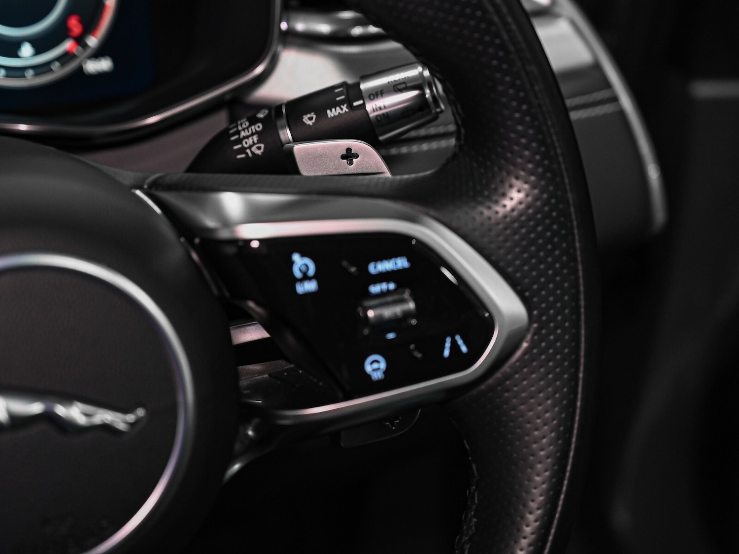 Used Jaguar F-Pace 2021 for sale - 77116104: Photo 9