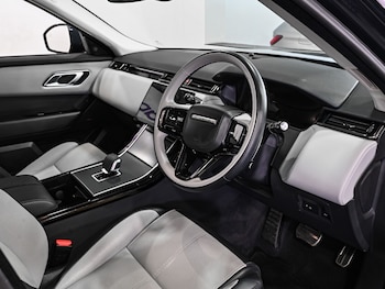Used Land Rover Range Rover Velar 2024 for sale - 78743118: Photo
