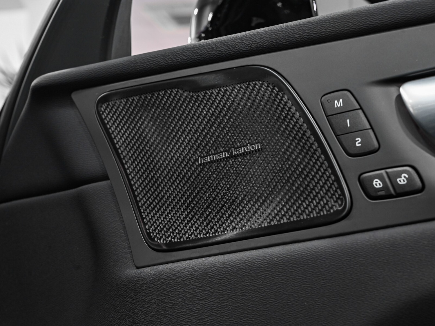 Used Volvo XC60 2024 for sale - 77380894: Photo 17