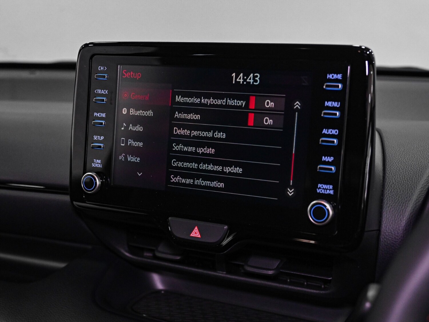 Used Toyota Yaris 2023 for sale - 78049779: Photo 15