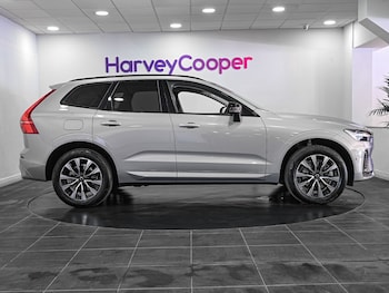 Used Volvo XC60 2023 for sale - 78967143: Photo