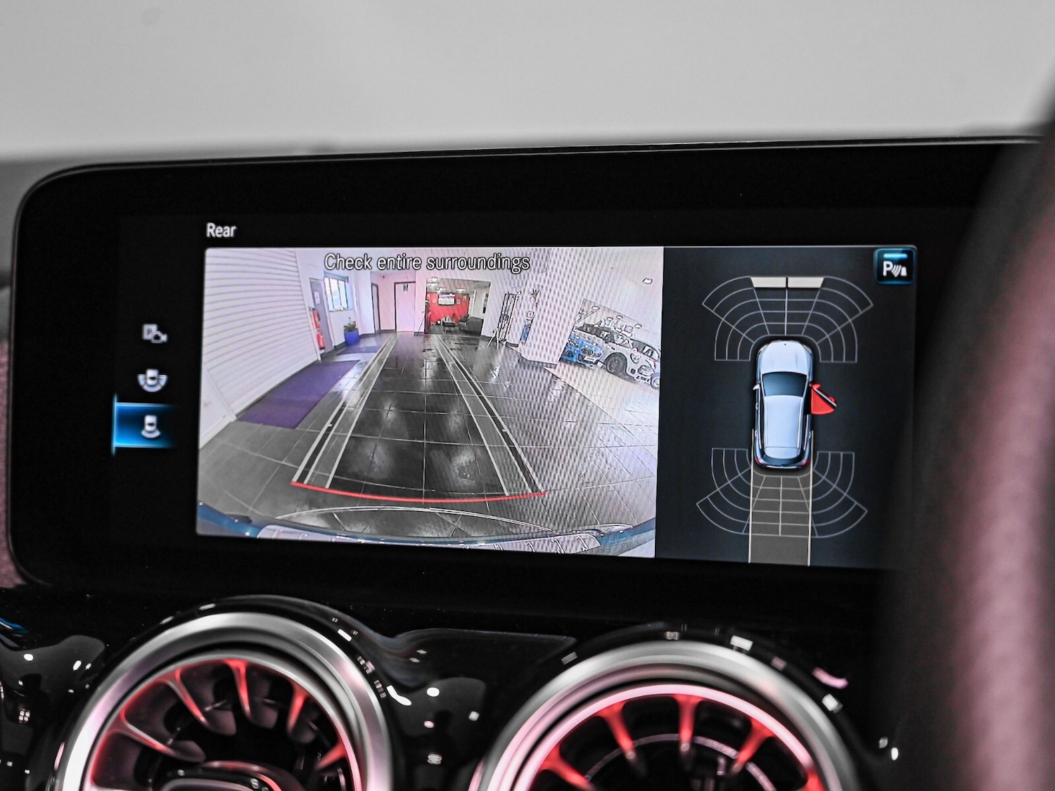 Used Mercedes-Benz GLA 2023 for sale - 76874250: Photo 16