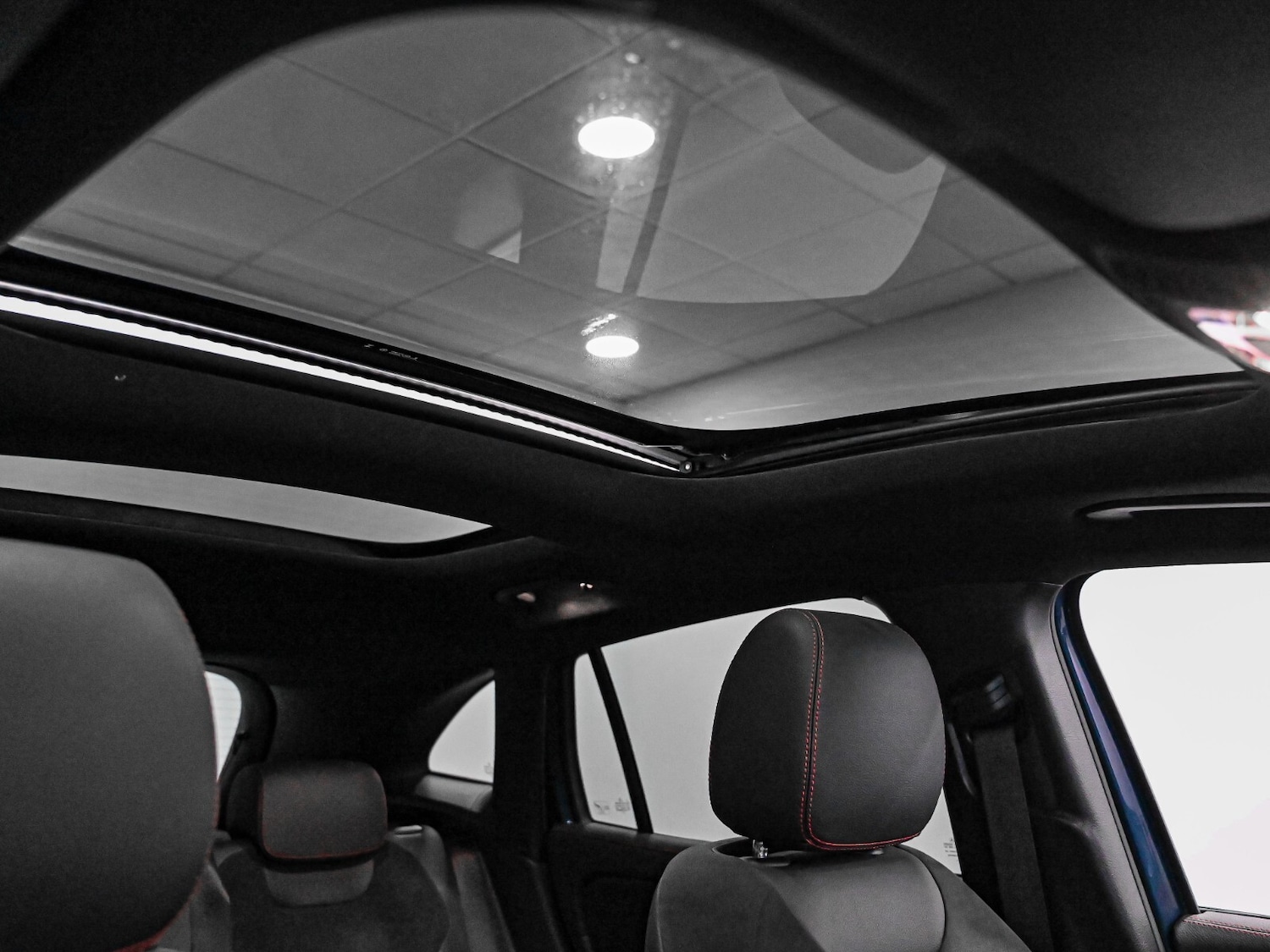 Used Mercedes-Benz GLA 2023 for sale - 76874250: Photo 3