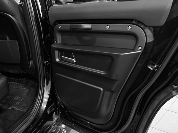 Used Land Rover Defender 2022 for sale - 75465833: Photo 28