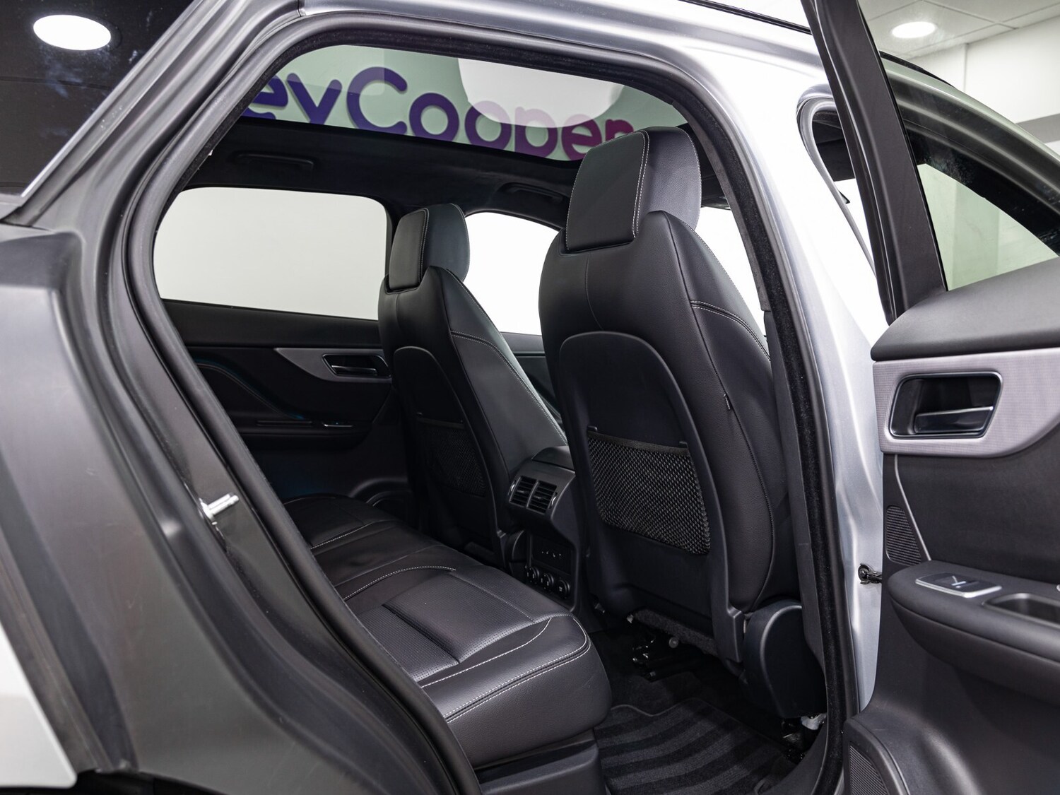 Used Jaguar F-Pace 2019 for sale - 77353701: Photo 19