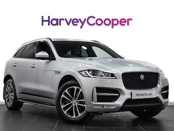 Used Jaguar F-Pace 2019 for sale - 77353701: Photo