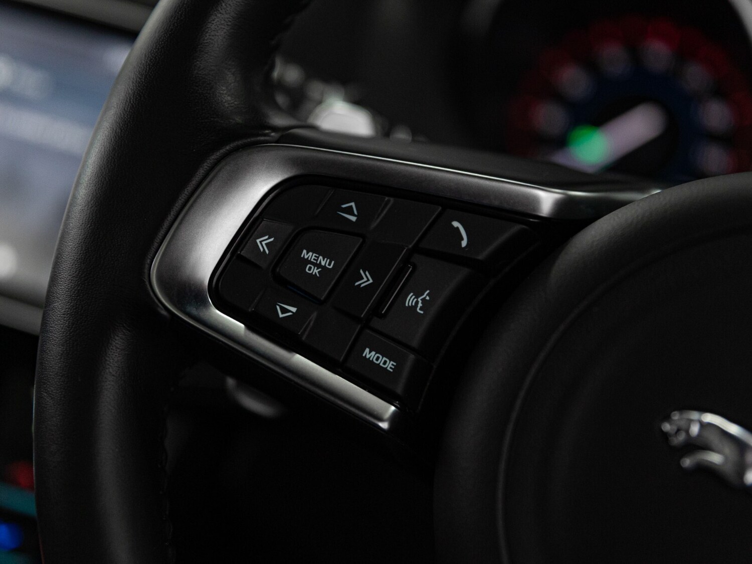 Used Jaguar F-Pace 2019 for sale - 77353701: Photo 26