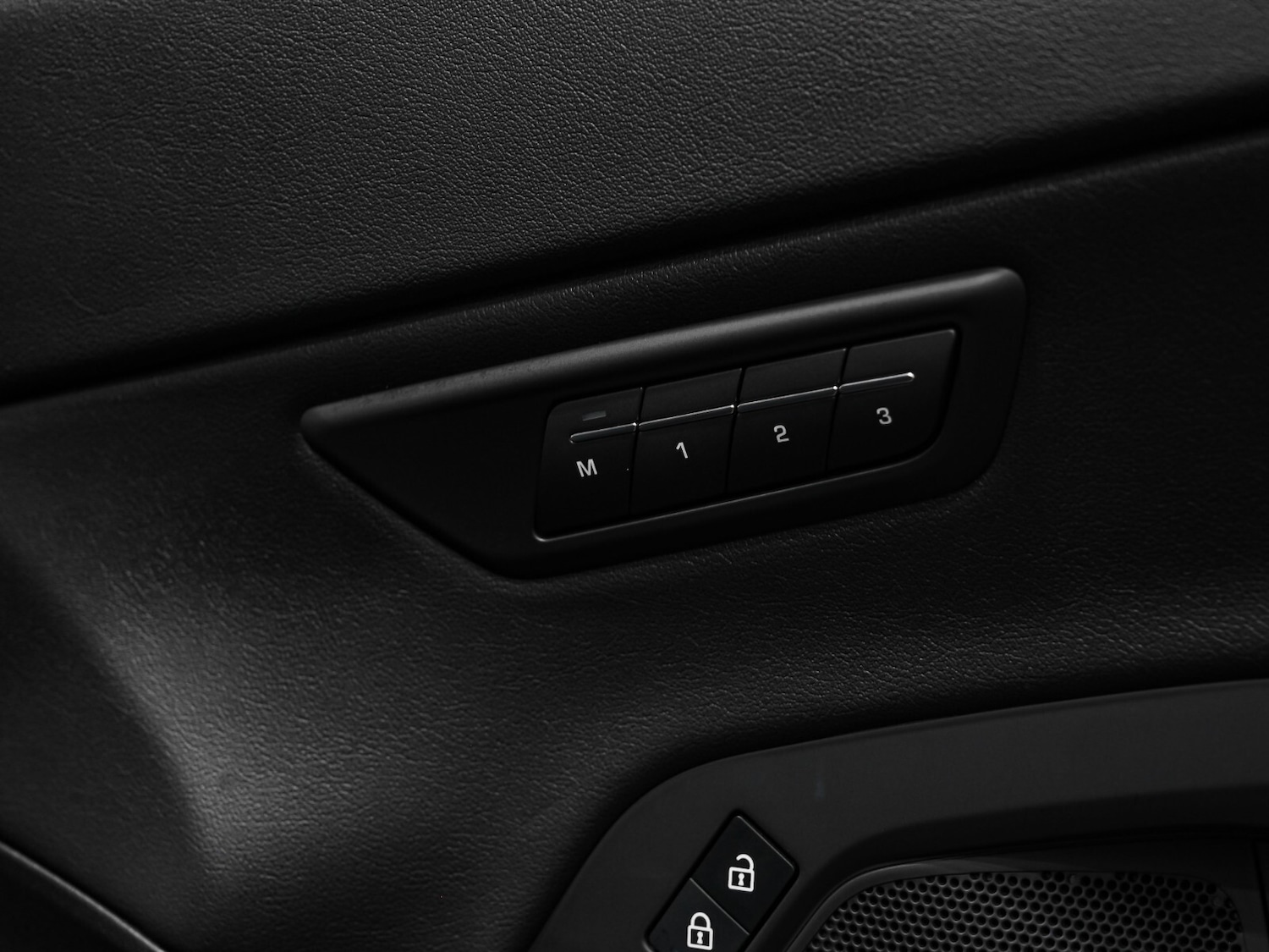 Used Jaguar E-Pace 2023 for sale - 77366962: Photo 24