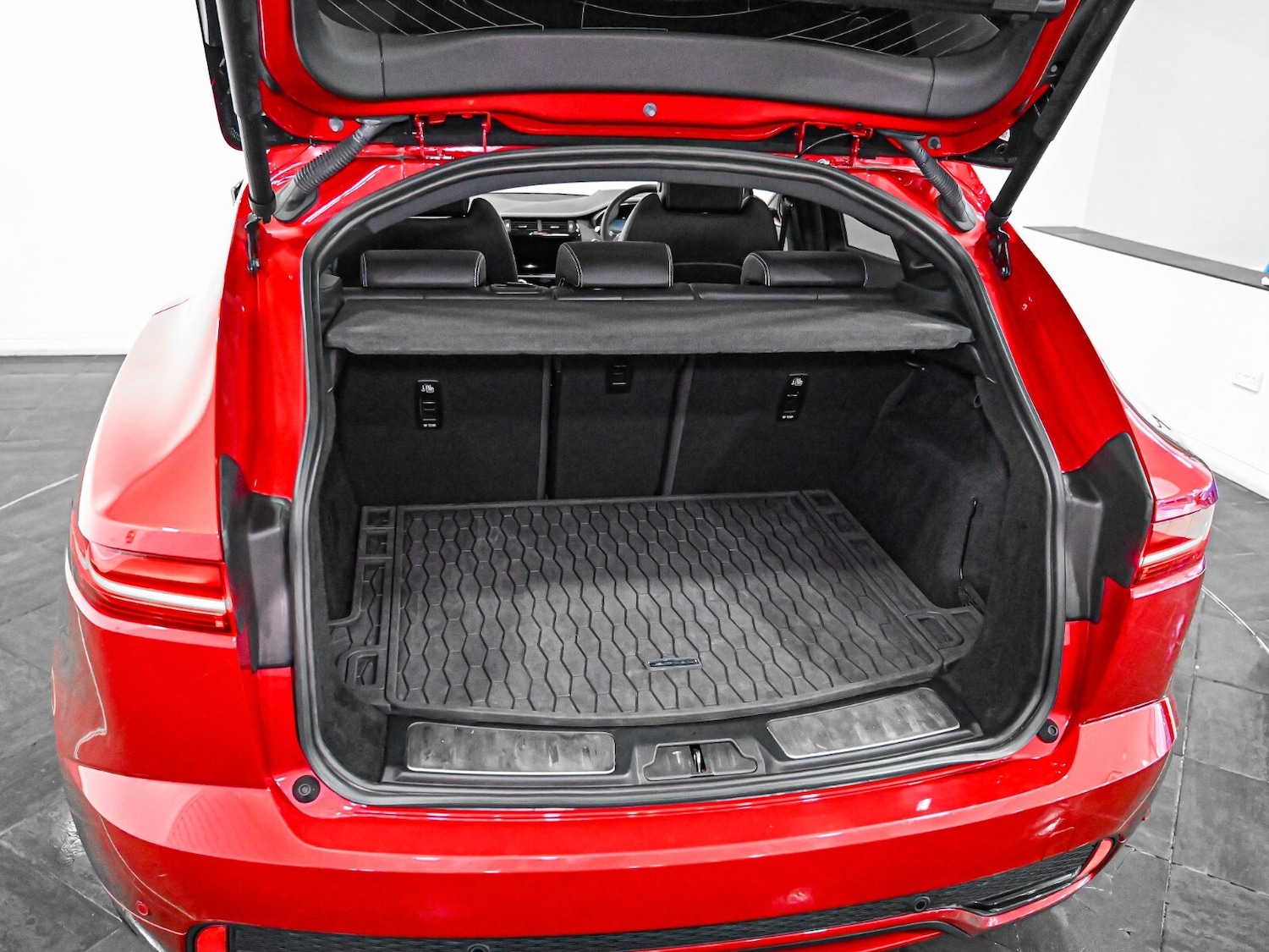 Used Jaguar E-Pace 2023 for sale - 77366962: Photo 27