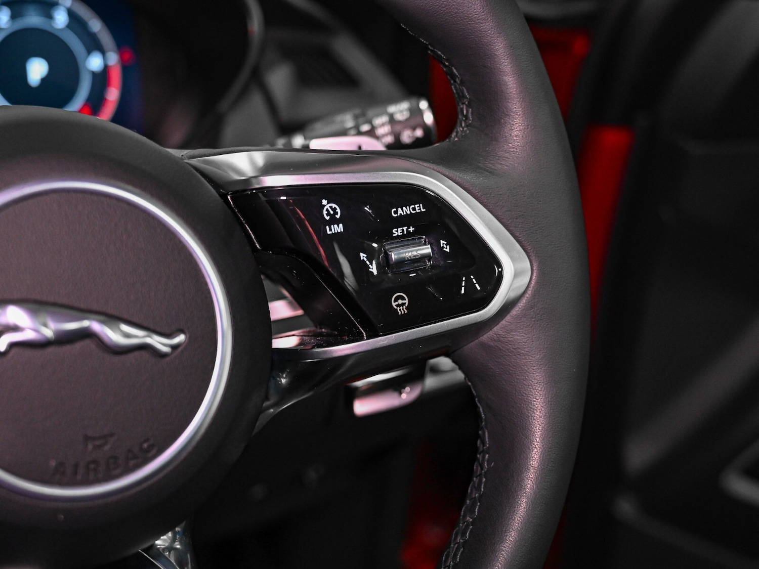 Used Jaguar E-Pace 2023 for sale - 77366962: Photo 9