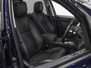 Used Land Rover Discovery Sport 2022 for sale - 76544550: Photo