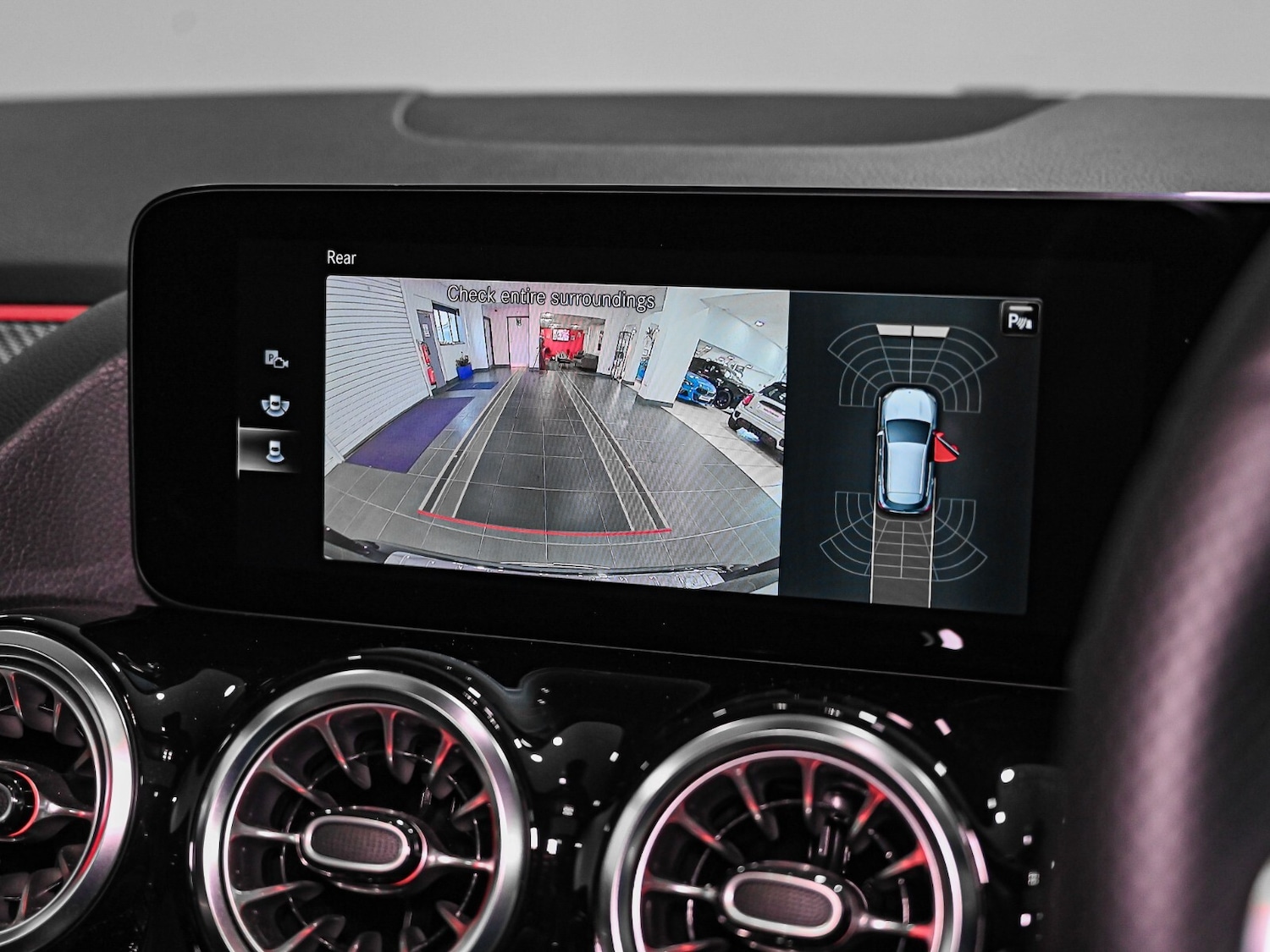 Used Mercedes-Benz GLA 2023 for sale - 76874355: Photo 13