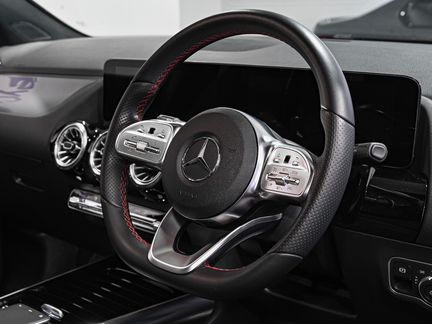 Used Mercedes-Benz GLA 2023 for sale - 76874355: Photo 8