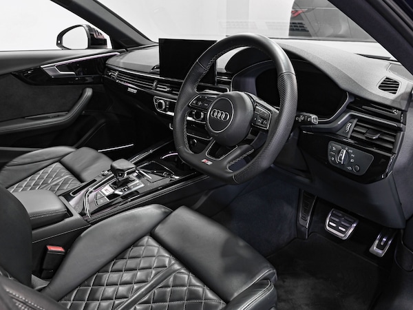 Used Audi A4 2023 for sale - 76191030: Photo 2