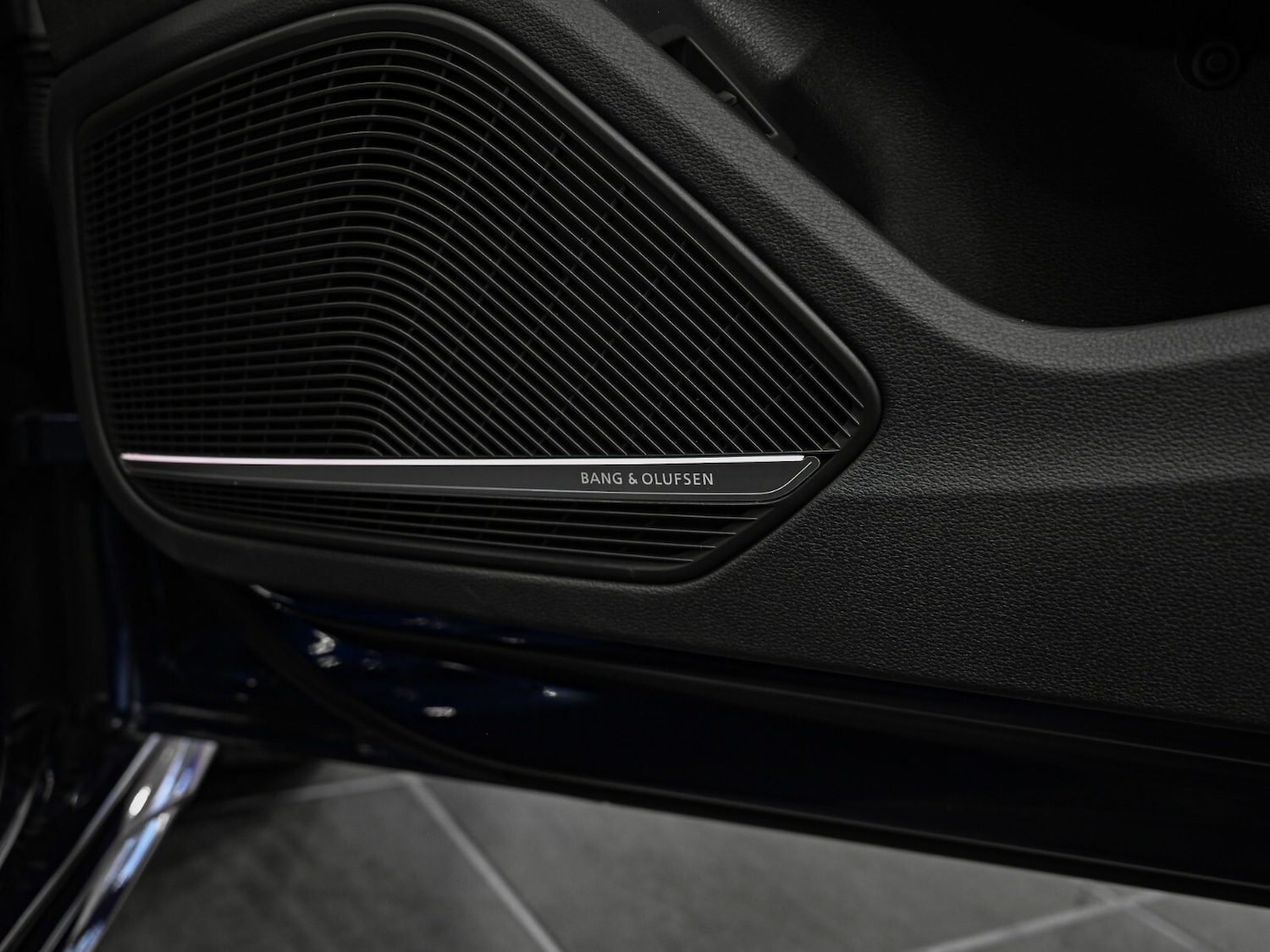 Used Audi A4 2023 for sale - 76311875: Photo 2