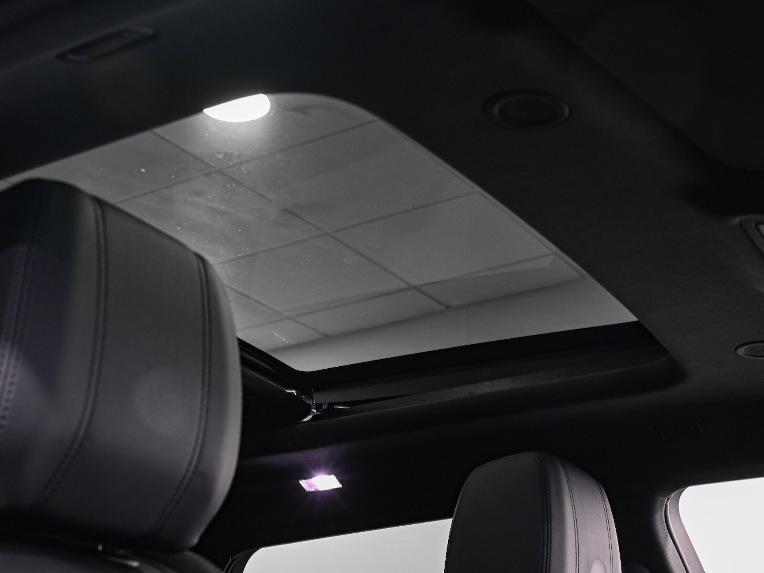 Used Land Rover Range Rover Evoque 2021 for sale - 77042885: Photo 3