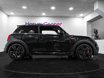 Used MINI Hatch 2023 for sale - 76966485: Photo