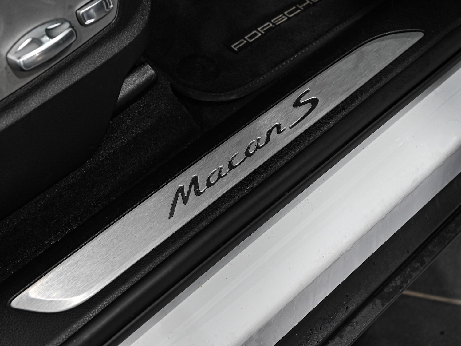 Used Porsche Macan 2019 for sale - 76869346: Photo 19