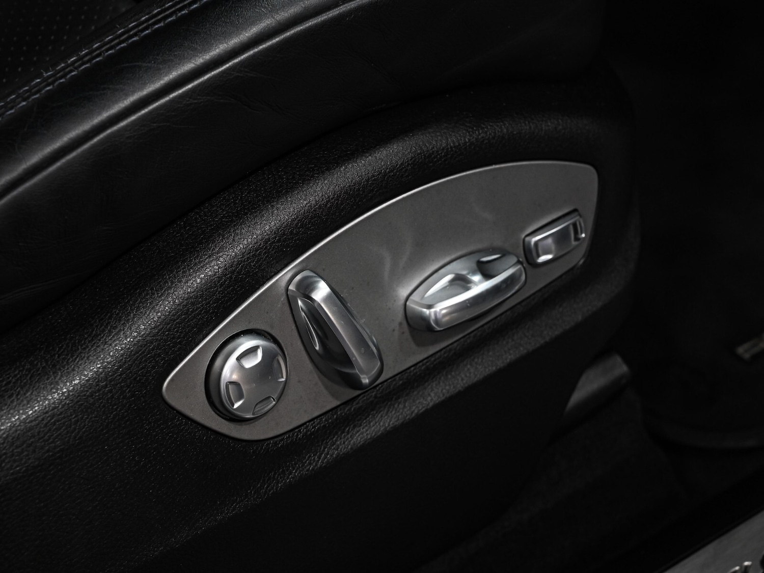 Used Porsche Macan 2019 for sale - 76869346: Photo 20