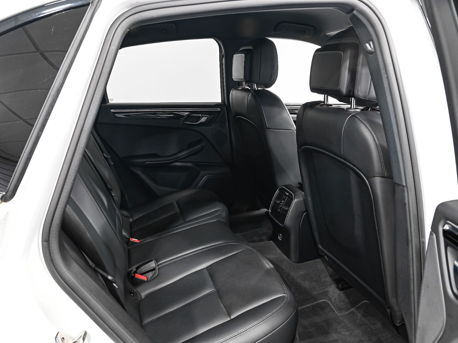 Used Porsche Macan 2019 for sale - 76869346: Photo 21