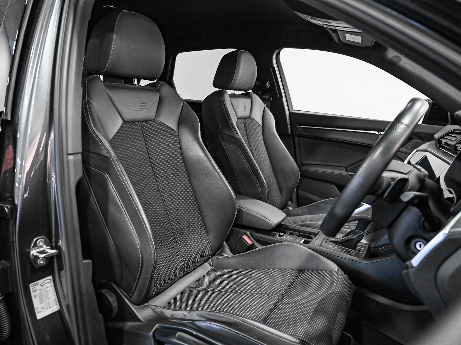 Used Audi Q3 2022 for sale - 76870715: Photo 3