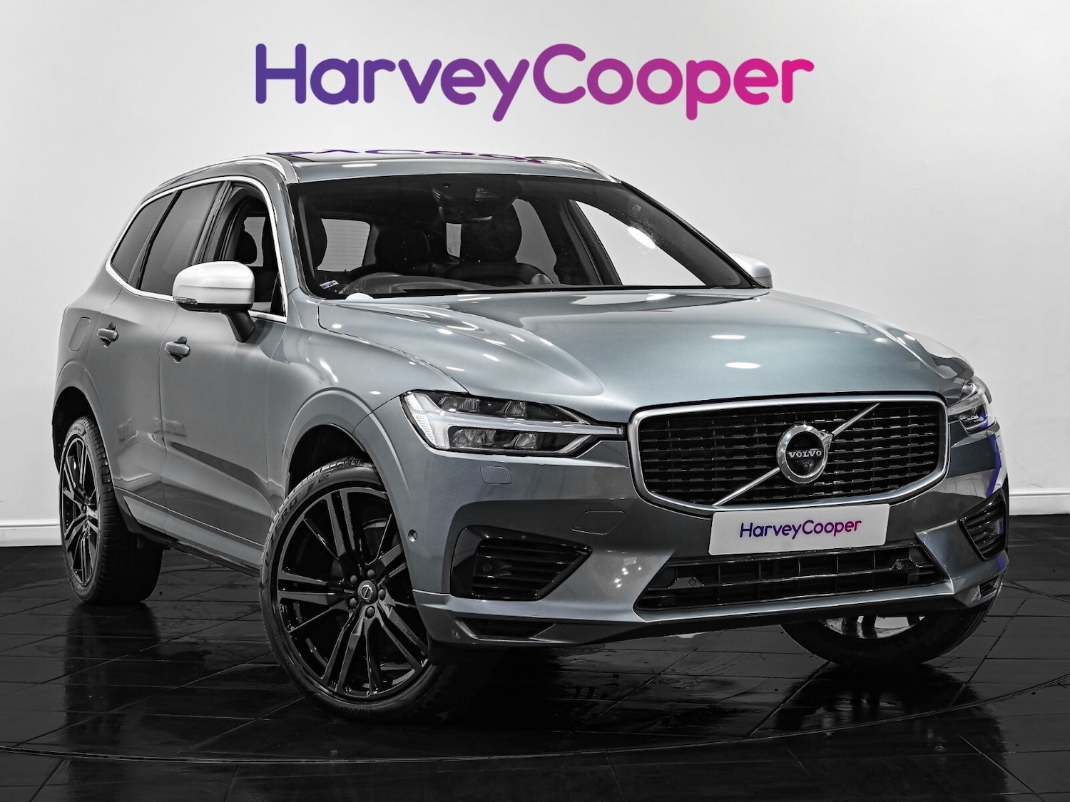 Used Volvo XC60 2018 for sale - 76872225: Photo 1