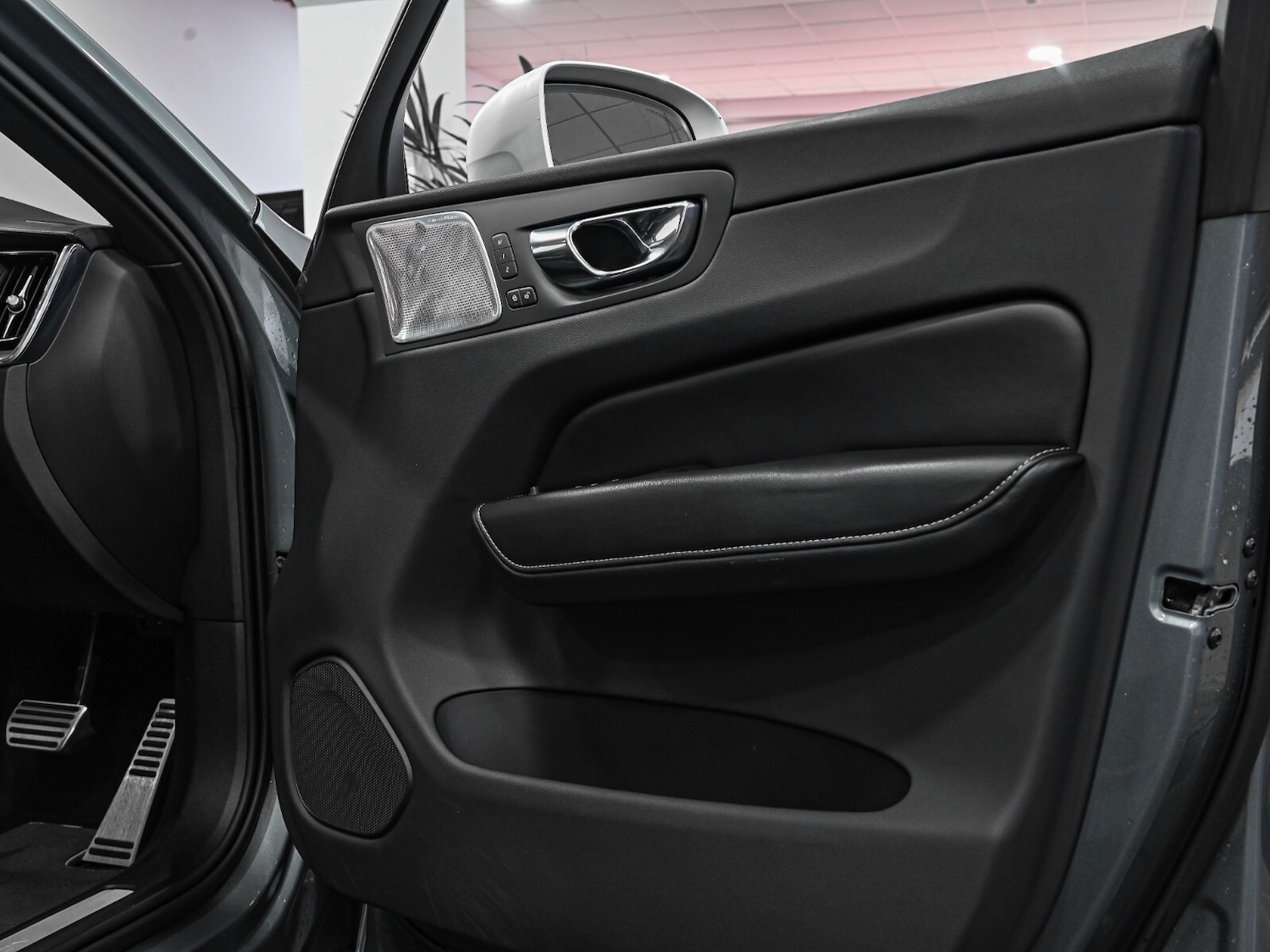 Used Volvo XC60 2018 for sale - 76872225: Photo 21