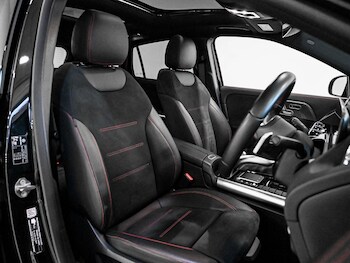 Used Mercedes-Benz GLA 2023 for sale - 77706364: Photo