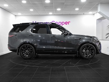 Used Land Rover Discovery 2022 for sale - 75501908: Photo