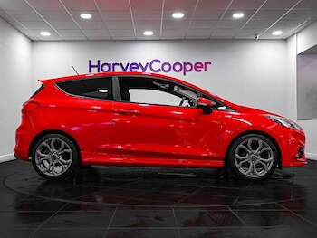 Used Ford Fiesta 2018 for sale - 77075741: Photo