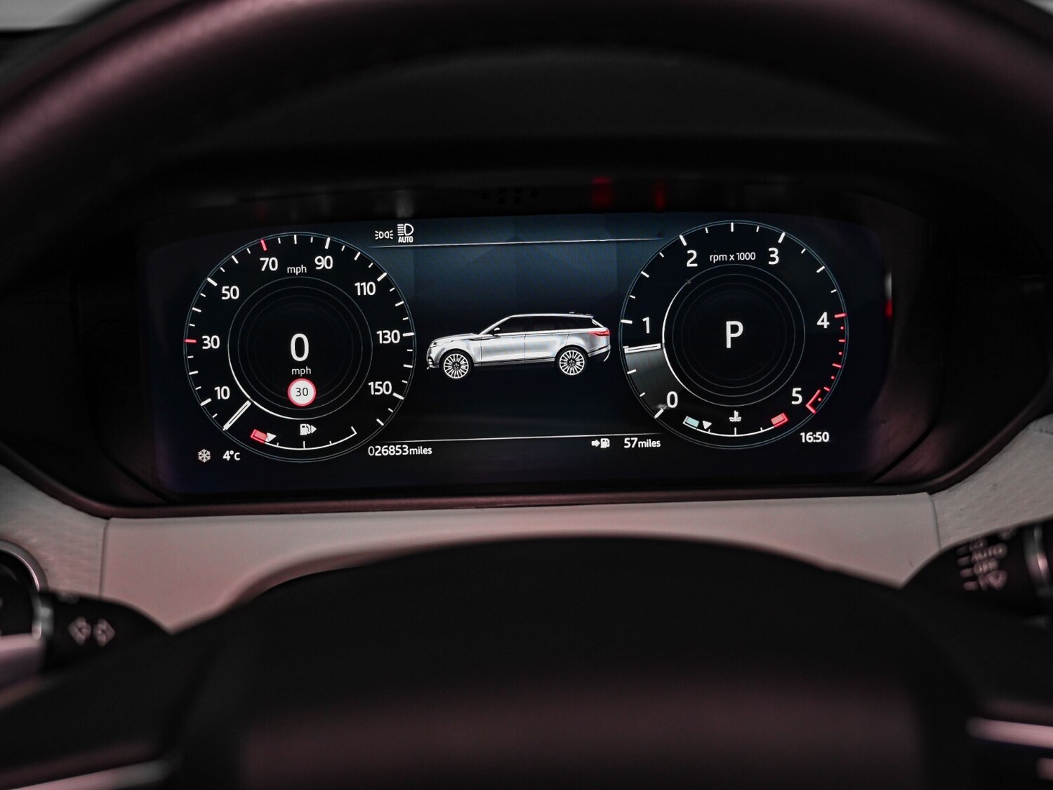 Used Land Rover Range Rover Velar 2022 for sale - 77353761: Photo 11