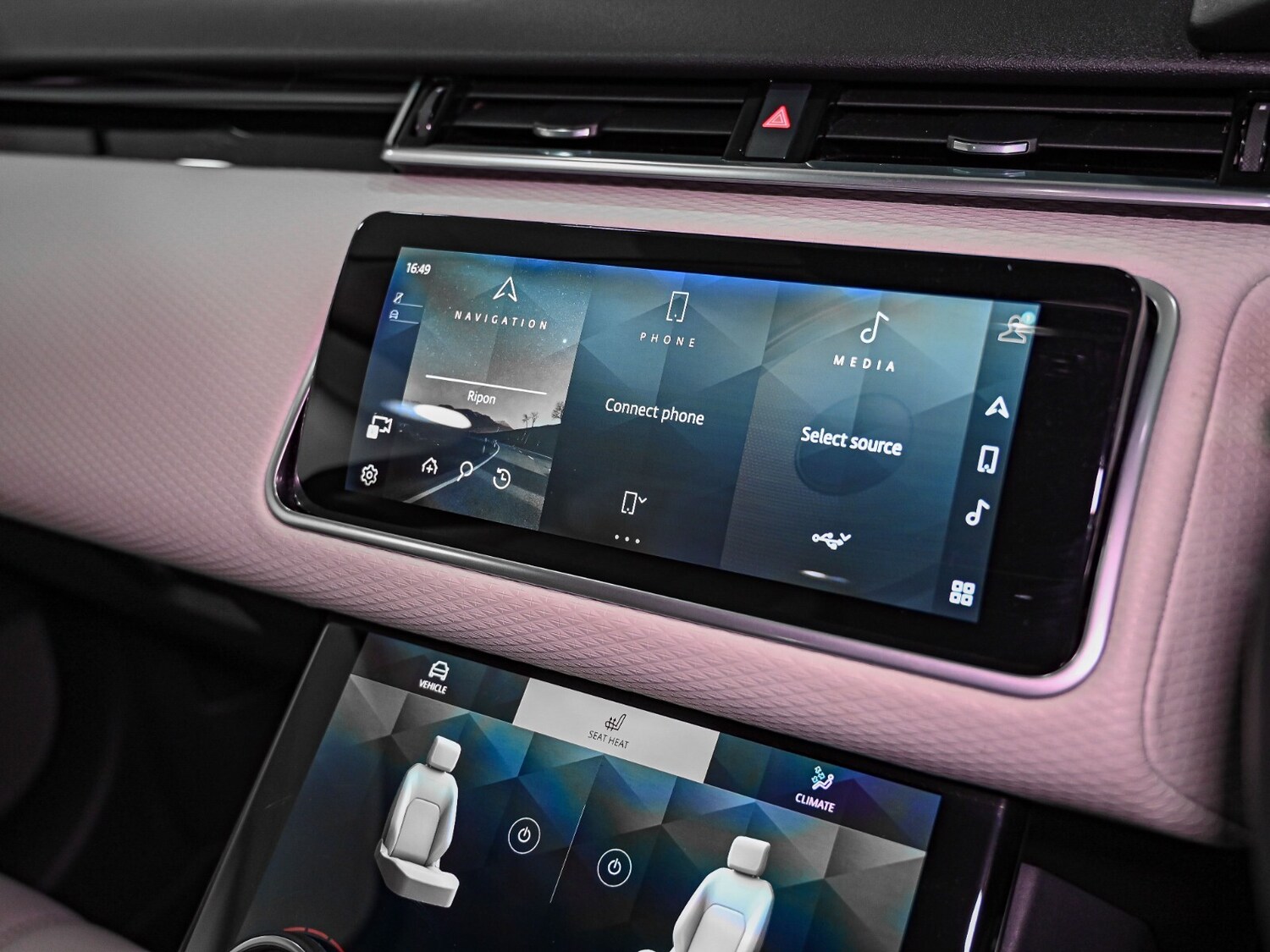 Used Land Rover Range Rover Velar 2022 for sale - 77353761: Photo 17