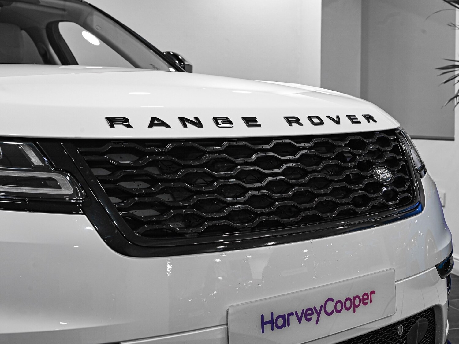 Used Land Rover Range Rover Velar 2022 for sale - 77353761: Photo 19