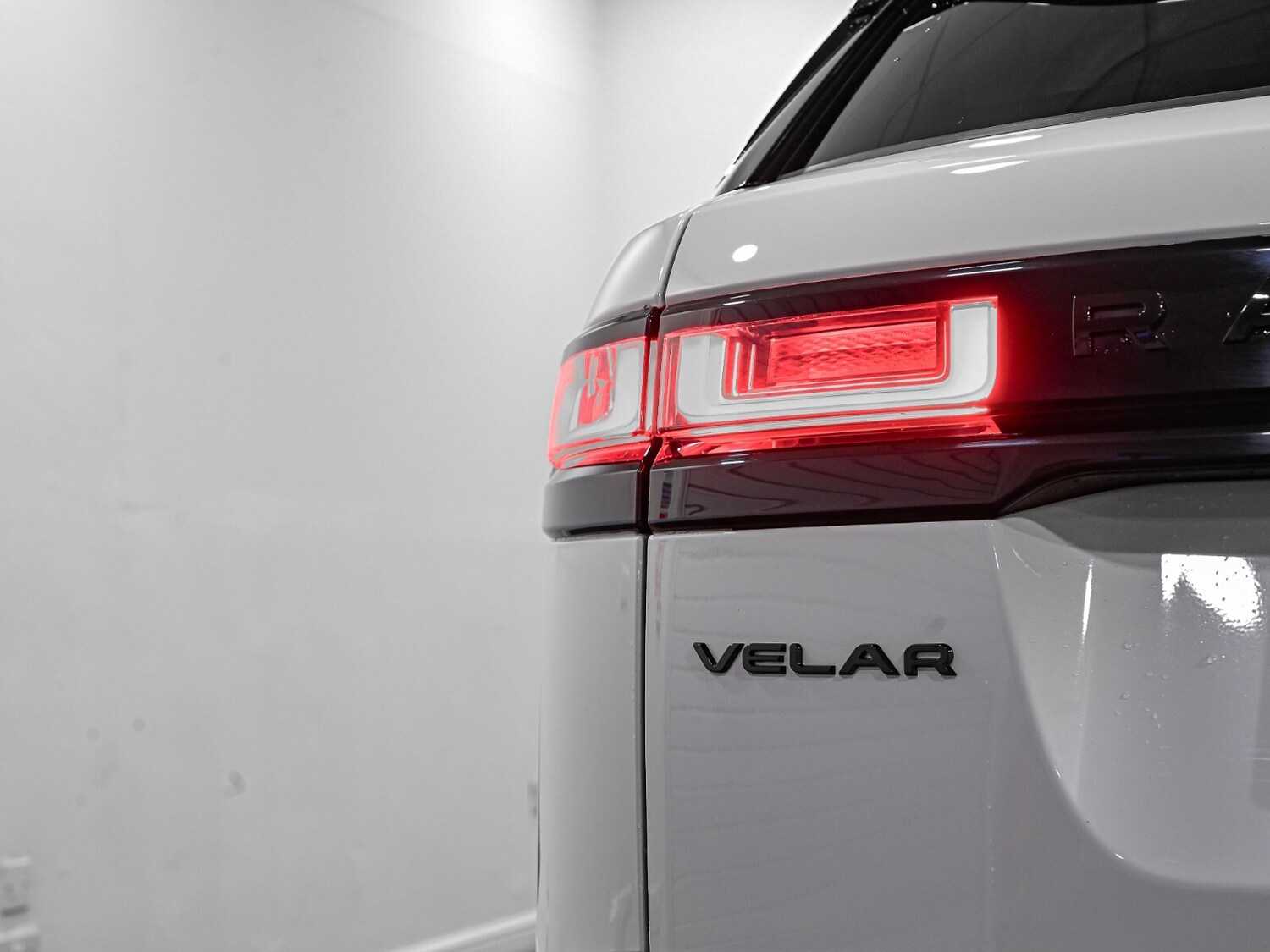 Used Land Rover Range Rover Velar 2022 for sale - 77353761: Photo 21