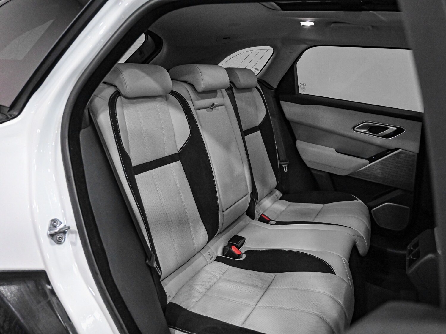 Used Land Rover Range Rover Velar 2022 for sale - 77353761: Photo 24