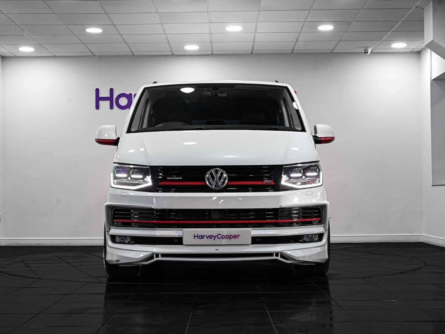 Used Volkswagen Transporter 2018 for sale - 76332189: Photo 21