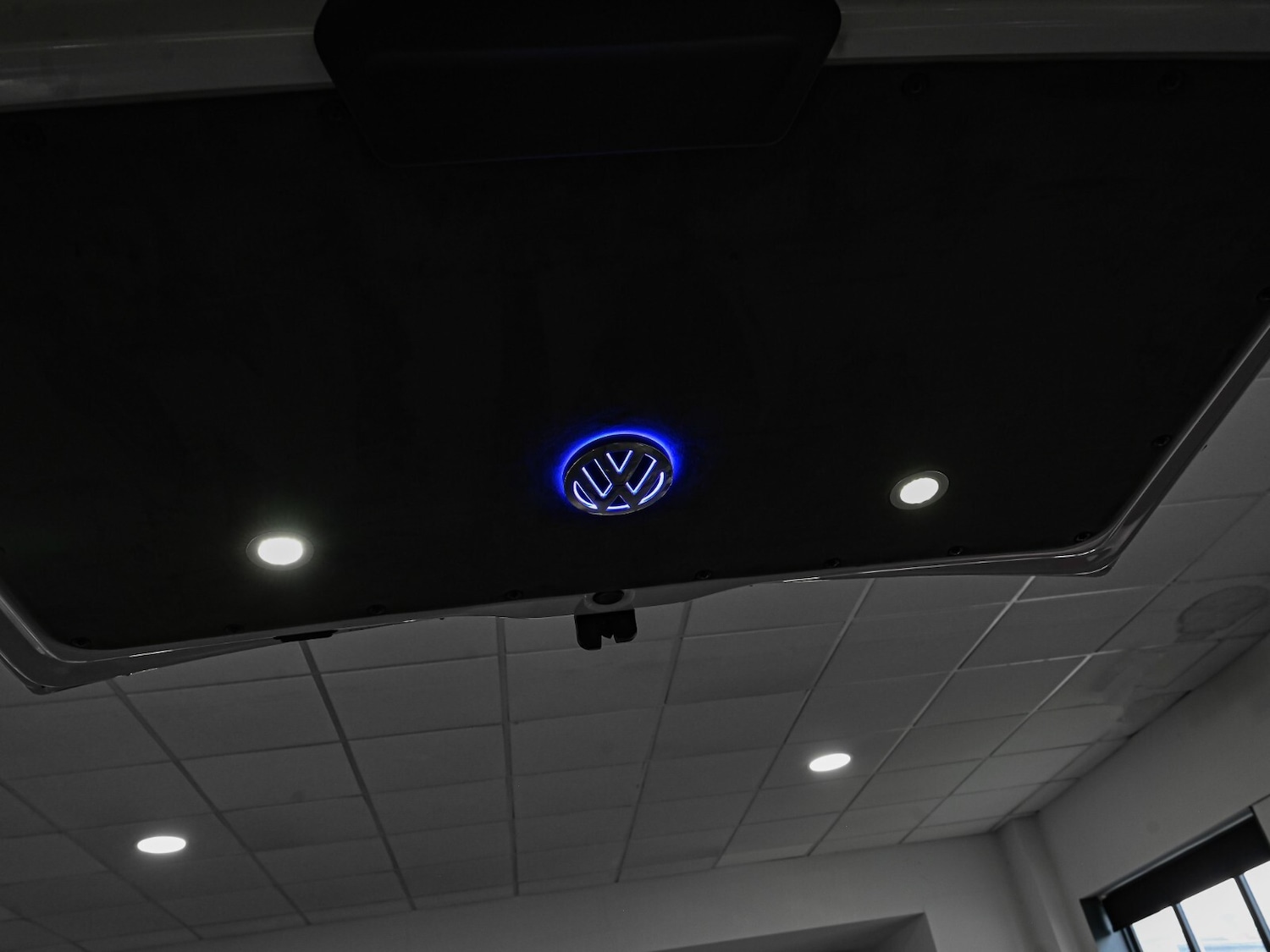 Used Volkswagen Transporter 2018 for sale - 76332189: Photo 26