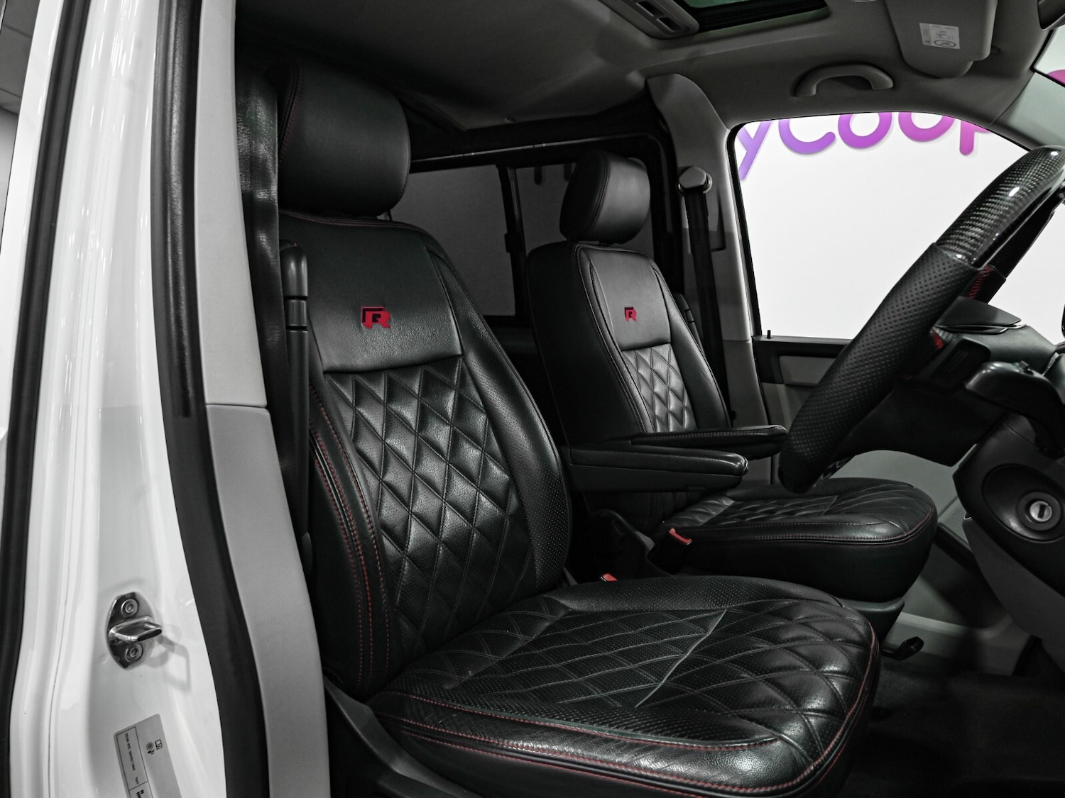 Used Volkswagen Transporter 2018 for sale - 76332189: Photo 6