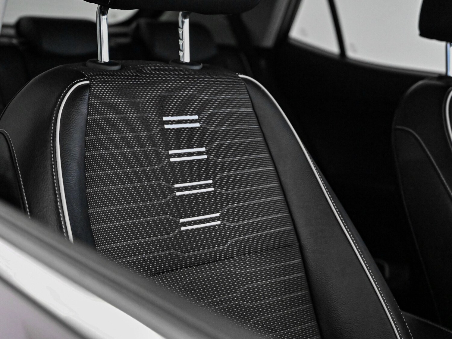 Used Kia Stonic 2022 for sale - 78179807: Photo 7