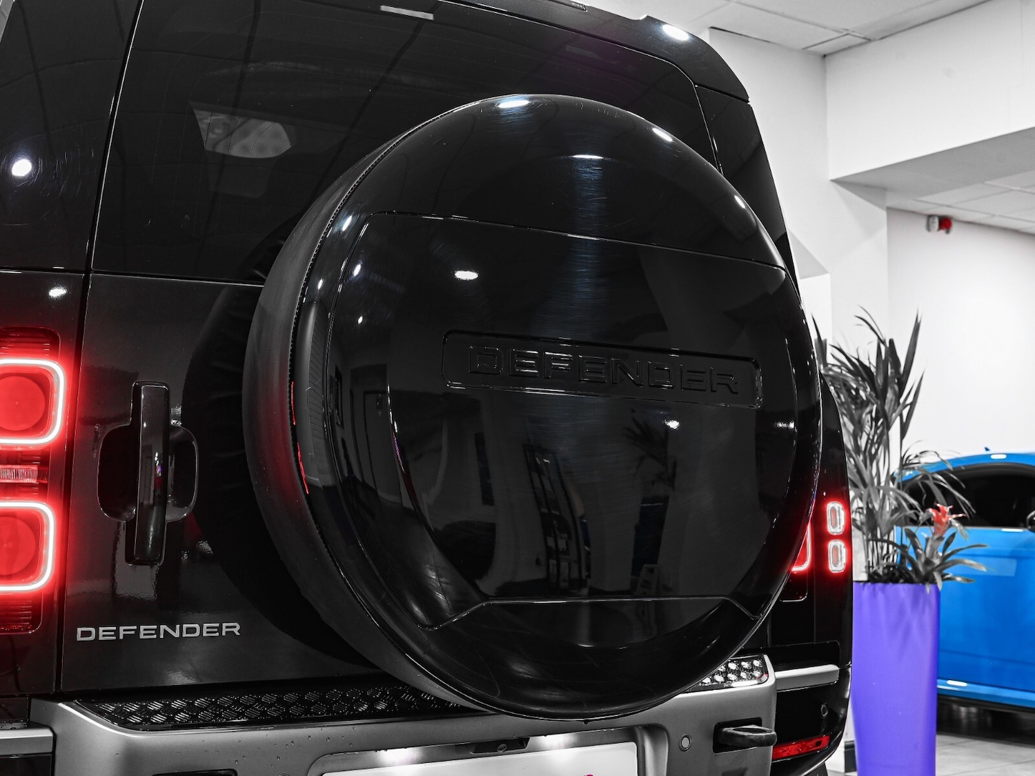 Used Land Rover Defender 2022 for sale - 77232251: Photo 23