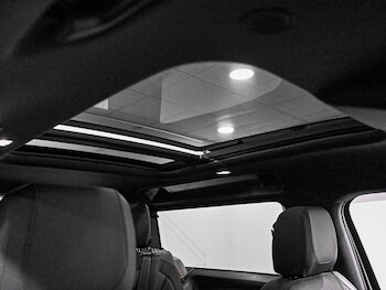 Used Land Rover Defender 2022 for sale - 77232251: Photo