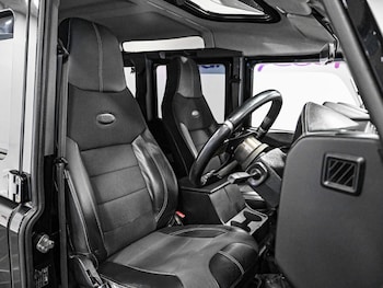 Used Land Rover Defender 2013 for sale - 76196146: Photo 3