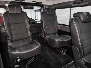 Used Land Rover Defender 2013 for sale - 76196146: Photo 4