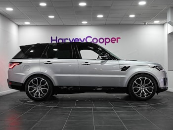 Used Land Rover Range Rover Sport 2021 for sale - 76312069: Photo 2