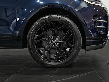 Used Land Rover Range Rover Evoque 2022 for sale - 76191163: Photo