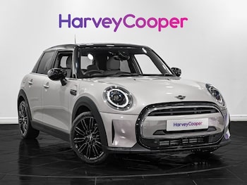 Used MINI Hatch 2023 for sale - 76870684: Photo