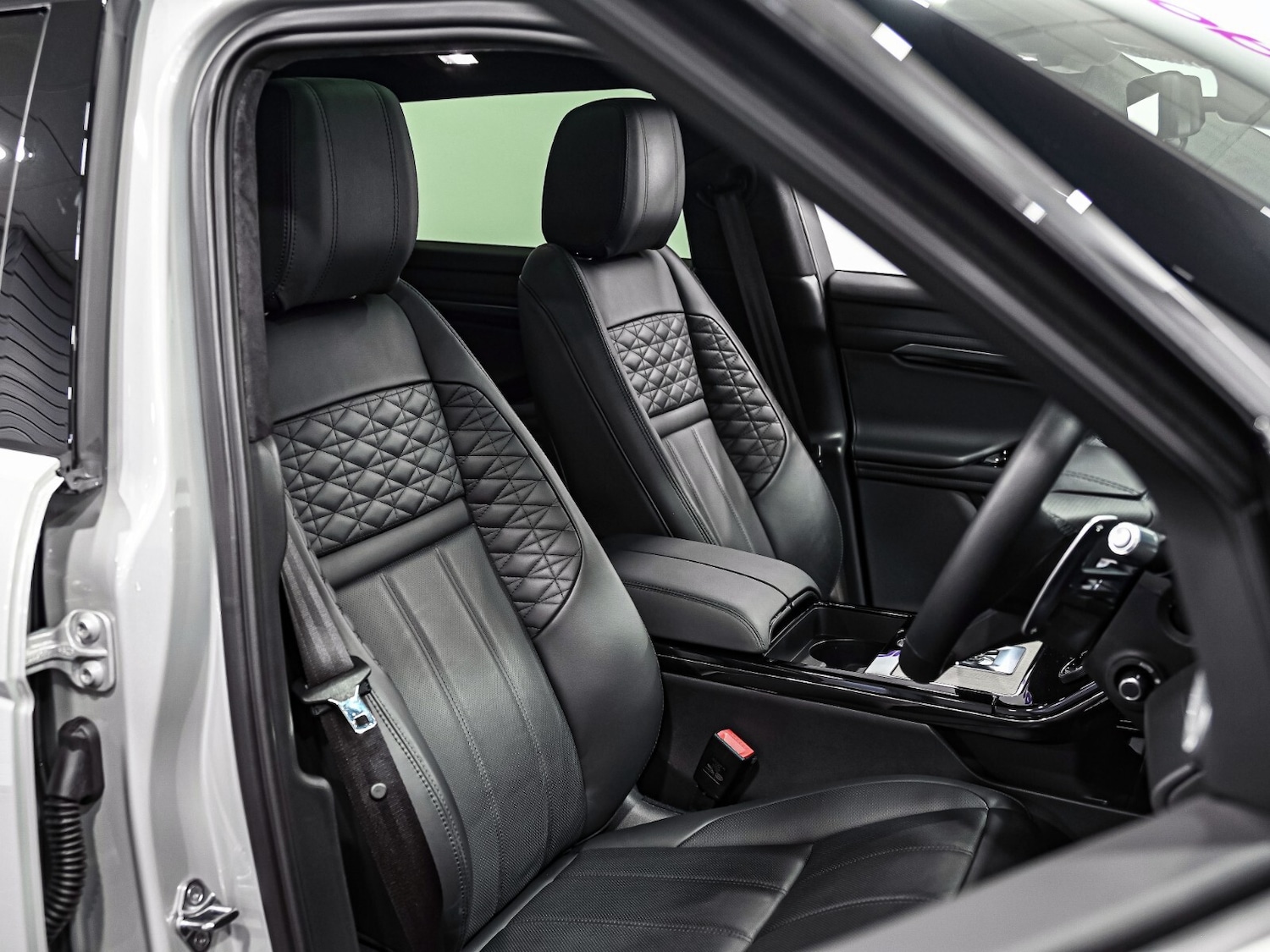 Used Land Rover Range Rover Evoque 2022 for sale - 77965126: Photo 4