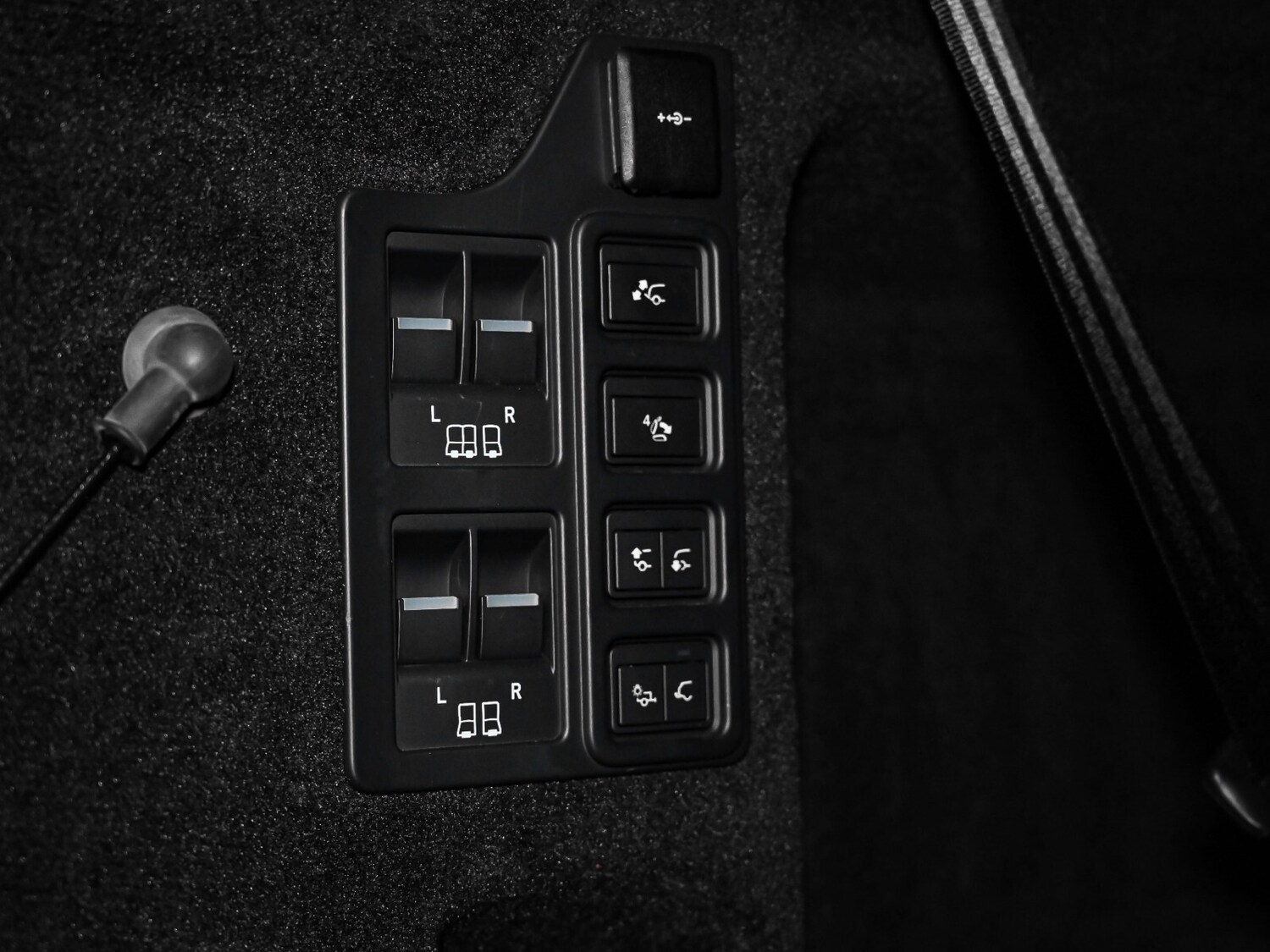 Used Land Rover Discovery 2023 for sale - 77600441: Photo 32