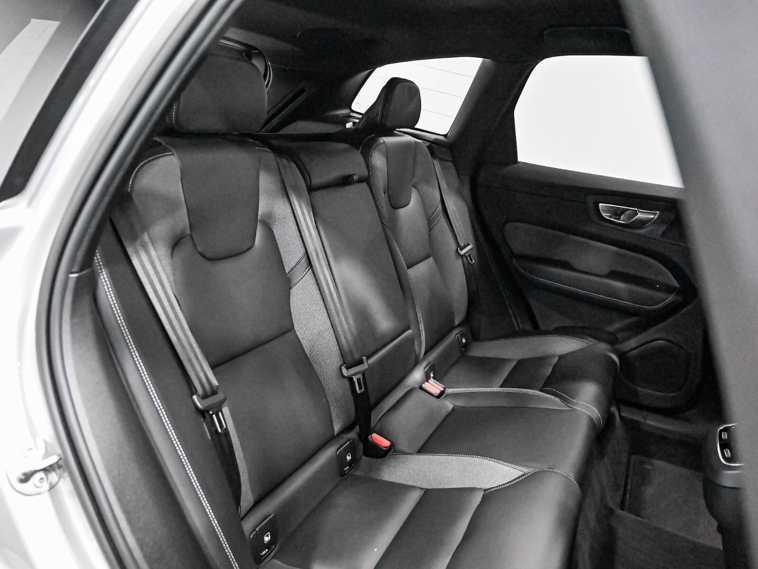 Used Volvo XC60 2022 for sale - 77316015: Photo 22